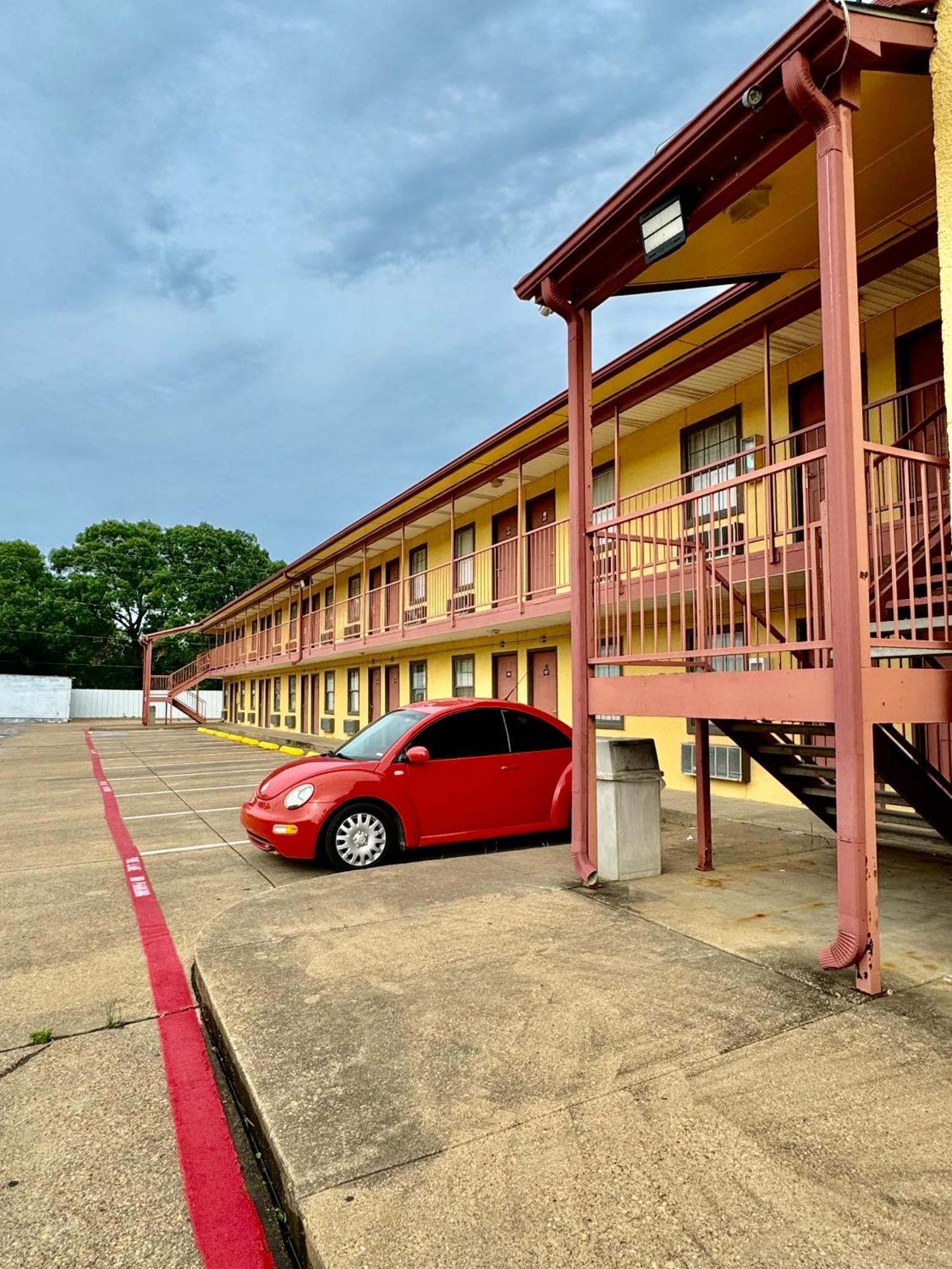Seagoville Inn Exterior photo